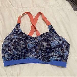 Victoria secret sports bra sz 36DD
